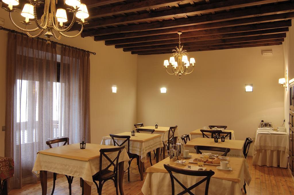 Casa Rural La Botica Oropesa Dış mekan fotoğraf