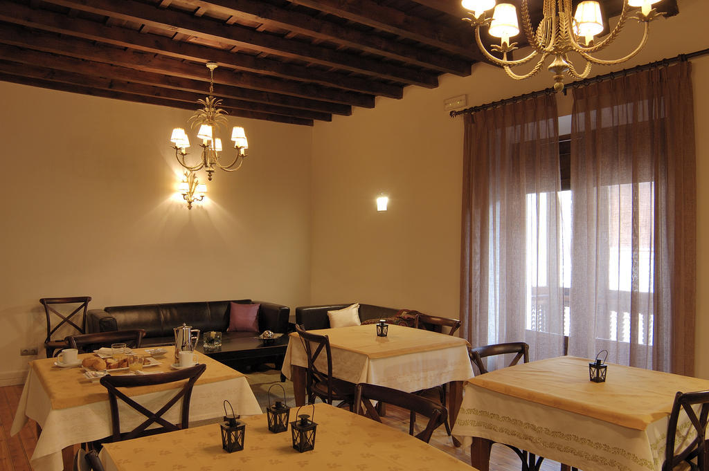 Casa Rural La Botica Oropesa Dış mekan fotoğraf