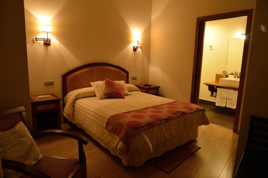 Casa Rural La Botica Oropesa Oda fotoğraf